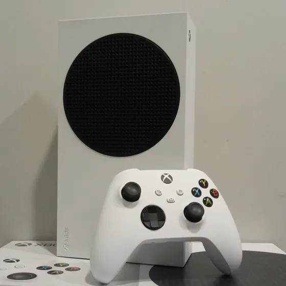 Xbox Series S 512GB, si e re