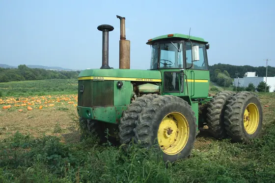 Traktor John Deere 5075E, 2016, 2.100 orë pune